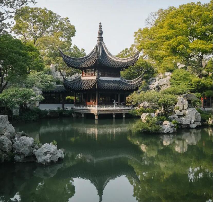 信阳平桥青筠餐饮有限公司